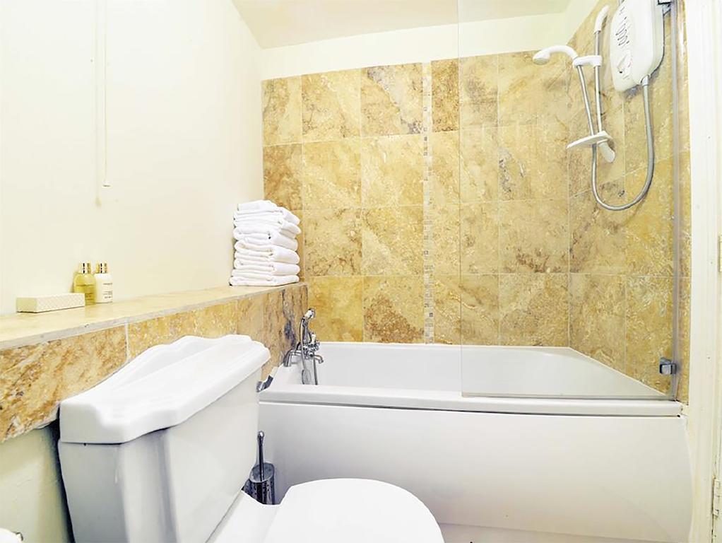 Alexander House Apartamento Corsham Quarto foto
